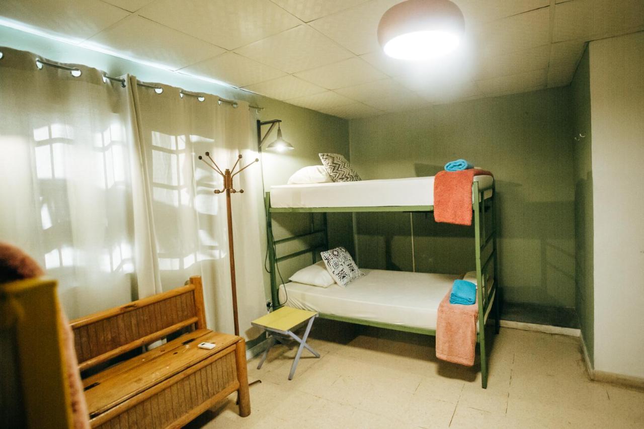 Hostal & Cafe Travelers Сантьяго Экстерьер фото