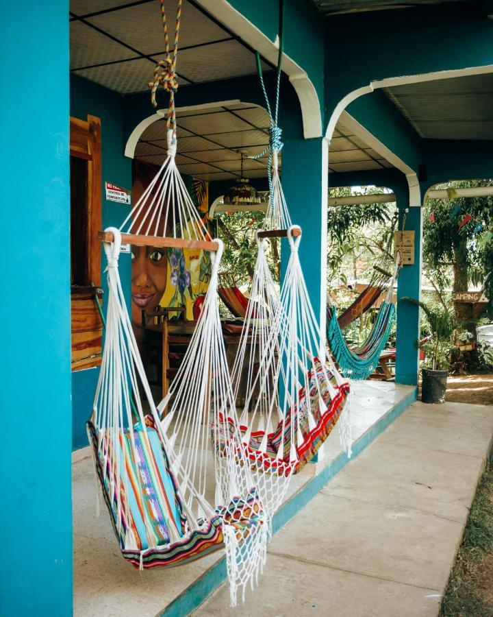 Hostal & Cafe Travelers Сантьяго Экстерьер фото