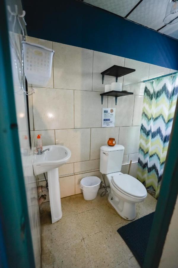Hostal & Cafe Travelers Сантьяго Экстерьер фото